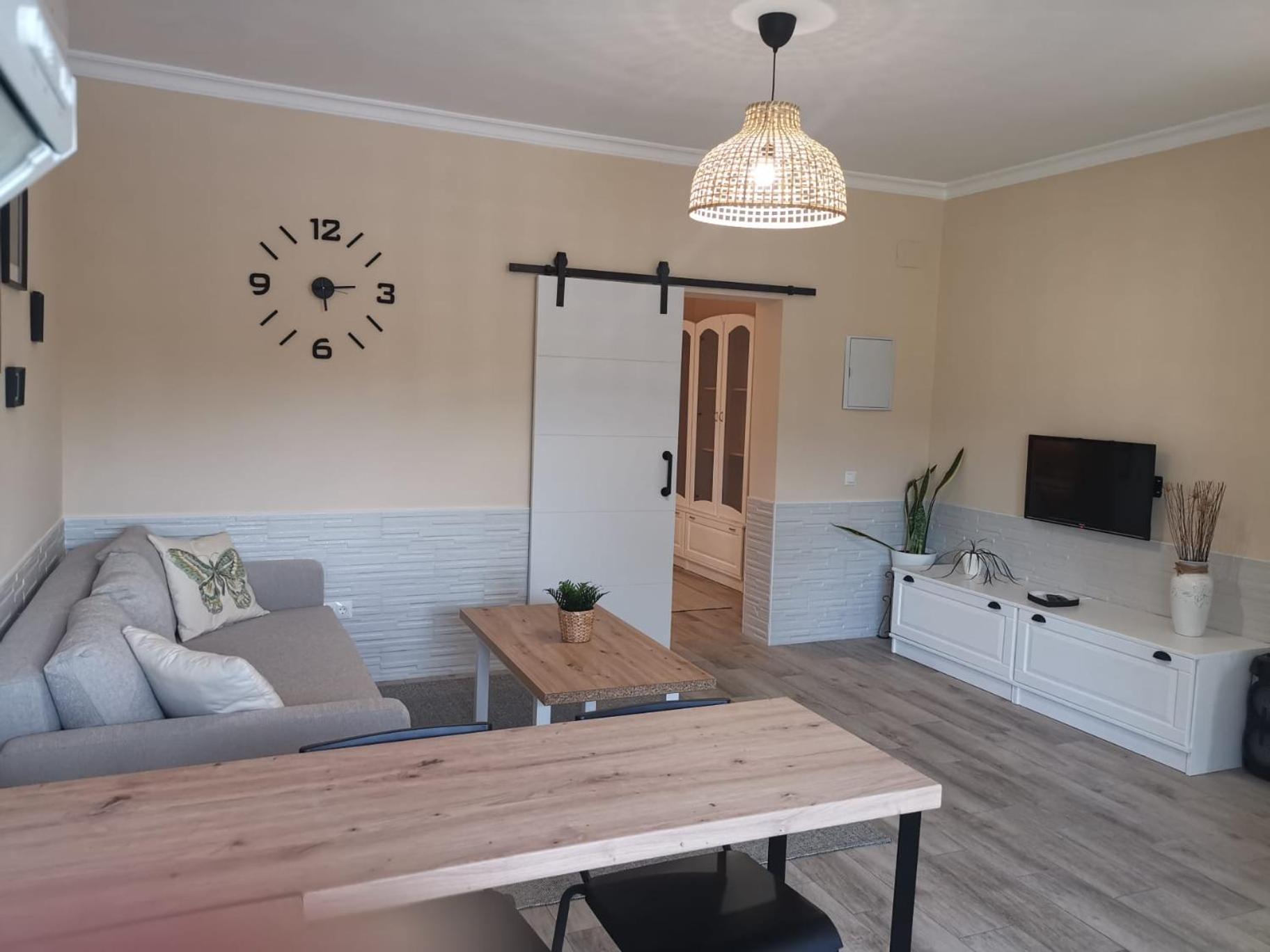 Suite Huelva Garden อัลฆาราเก ภายนอก รูปภาพ